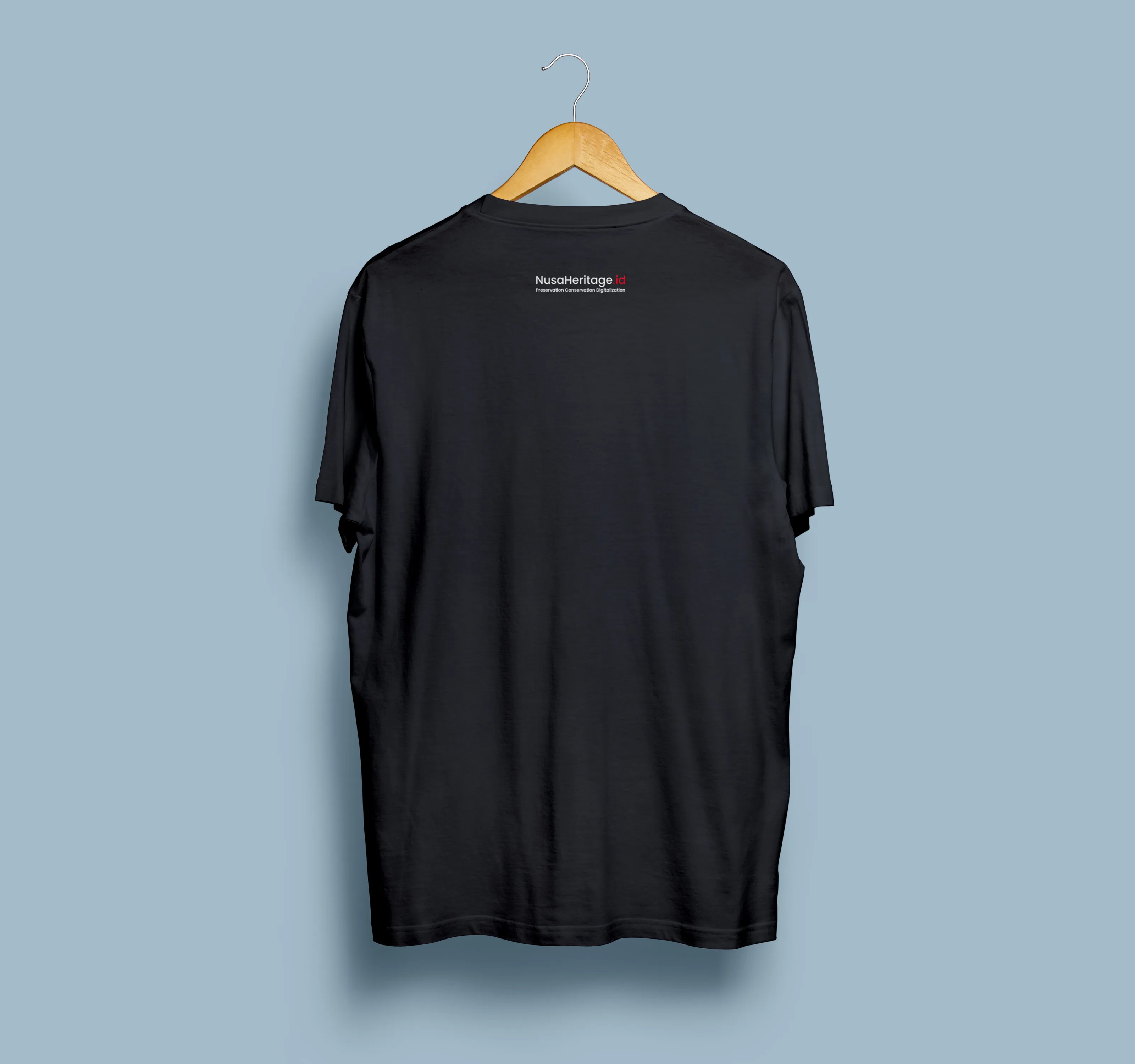 Kaos Nusa Heritage Hitam Belakang