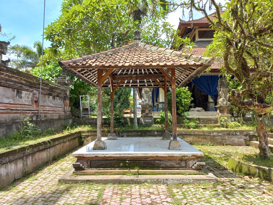Bale Pesanekan (Becingah)